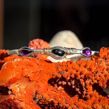 Load image into Gallery viewer, Black Start Diopside and Amethyst Bracelet