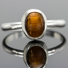 Load image into Gallery viewer, Courage : Tigers Eye and Sterling Silver Ring
