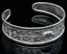 Load image into Gallery viewer, Handmade Silver Bracelet