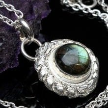 Load image into Gallery viewer, Ouroboros Pendant (medium)