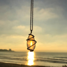 Load image into Gallery viewer, Rose Quartz Pendant