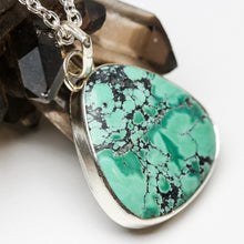 Load image into Gallery viewer, Turquoise and Silver Necklace