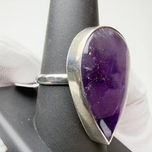 Load image into Gallery viewer, Amethyst ring, side view showing the bezel and band