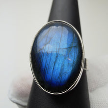 Load image into Gallery viewer, Blue Oval Labradorite ring in sterling silver, size 7, front view
