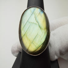 Load image into Gallery viewer, Green Oval Labradorite ring in sterling silver, size 7, front view
