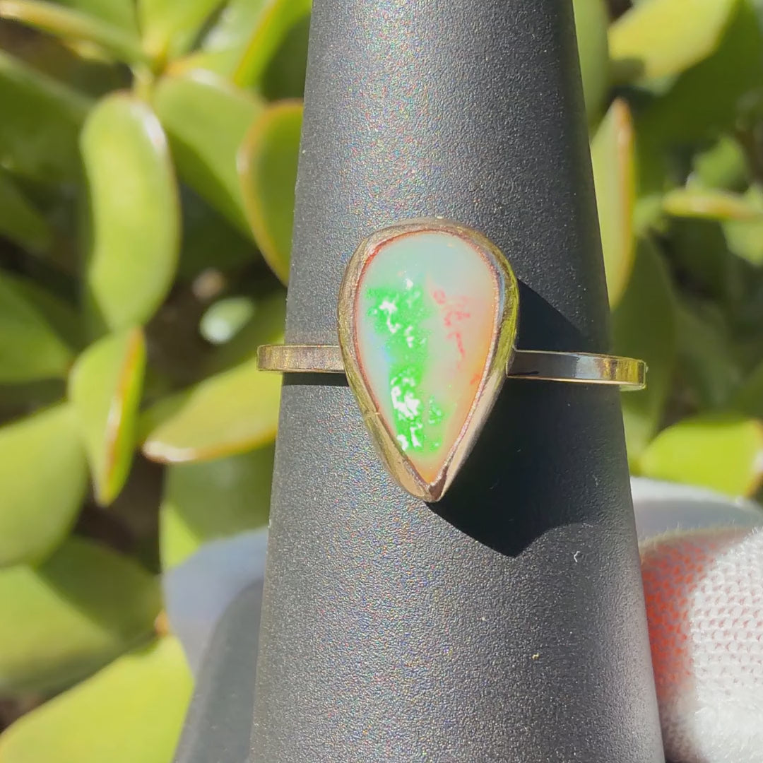 Opal ring turning on a ring display