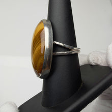 Load image into Gallery viewer, Tiger's eye ring, side view showing the split sterling silver band