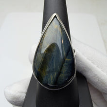 Load image into Gallery viewer, Tiger's eye ring in sterling silver, size 7, front view showing the pear shaped stone