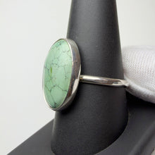 Load image into Gallery viewer, Turquoise ring, side view showing the bezel and band