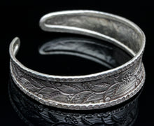Load image into Gallery viewer, Handmade Silver Bracelet