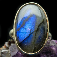 Load image into Gallery viewer, Labradorite and Sterling Ring- Size 7.5