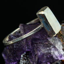 Load image into Gallery viewer, Rainbow Moonstone and Sterling Ring- Size 6.5